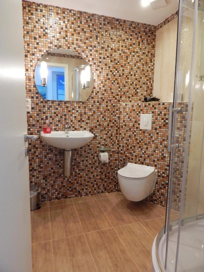 Aparthotel Casa Blanca à Wirges Extérieur photo