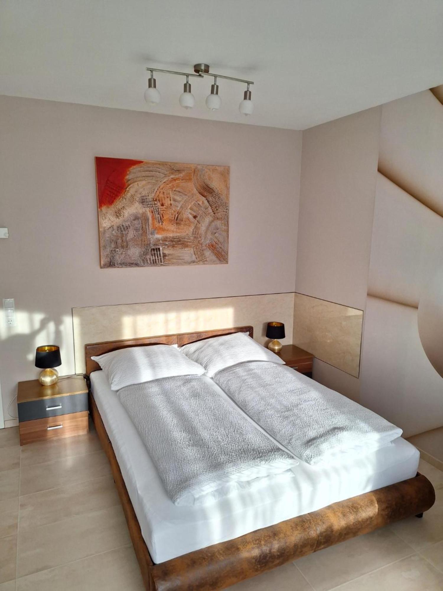 Aparthotel Casa Blanca à Wirges Extérieur photo