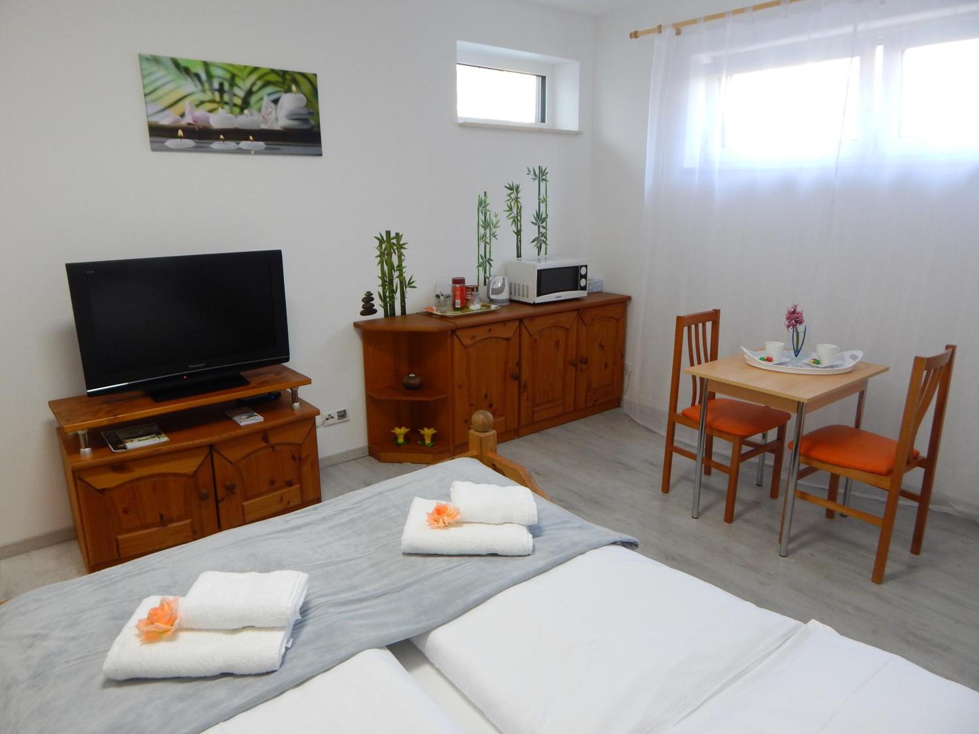 Aparthotel Casa Blanca à Wirges Extérieur photo